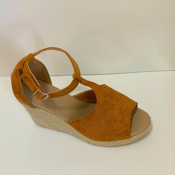 Peep Toe Wedges with Buckled Strap - Picture 1 of 2
